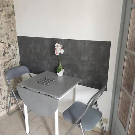 Les Gites Lussacois Exterior foto